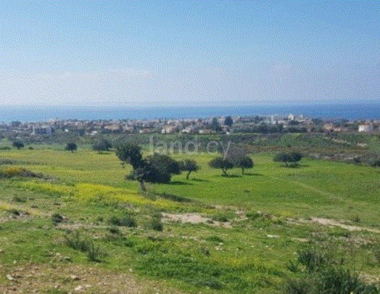 Terrain résidentiel à vendre à Paphos
