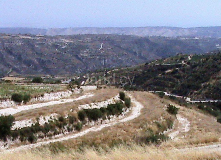 Landwirtschaftliches Baugebiet in Limassol zu verkaufen