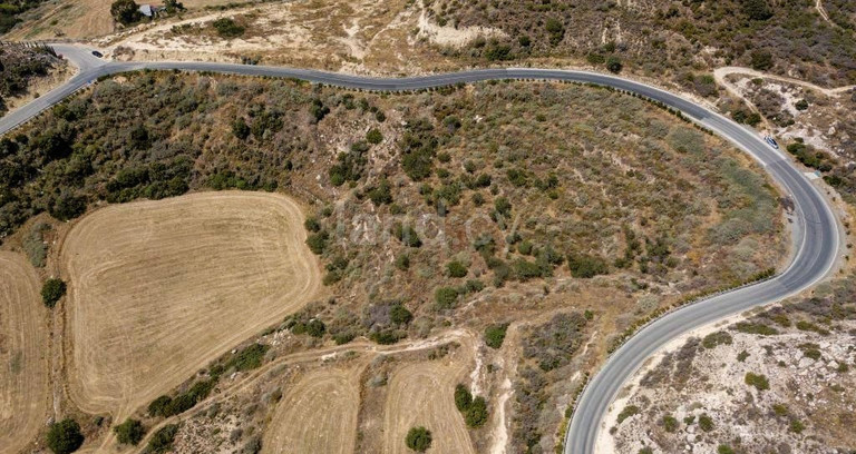 Terrain touristique à vendre à Limassol