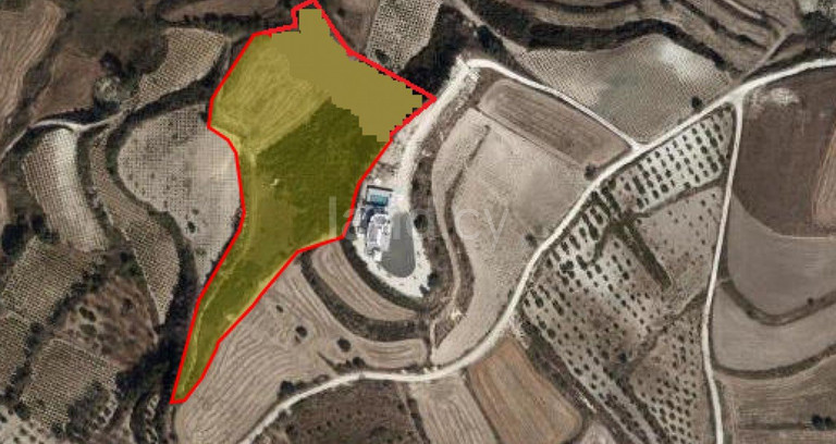 Campo agrícola a la venta en Paphos