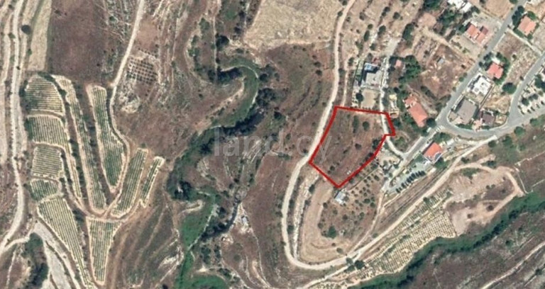Terrain résidentiel à vendre à Limassol