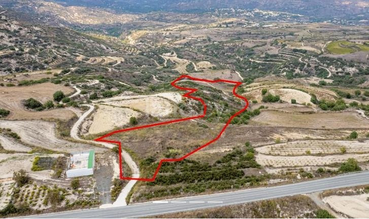 Campo agrícola a la venta en Paphos