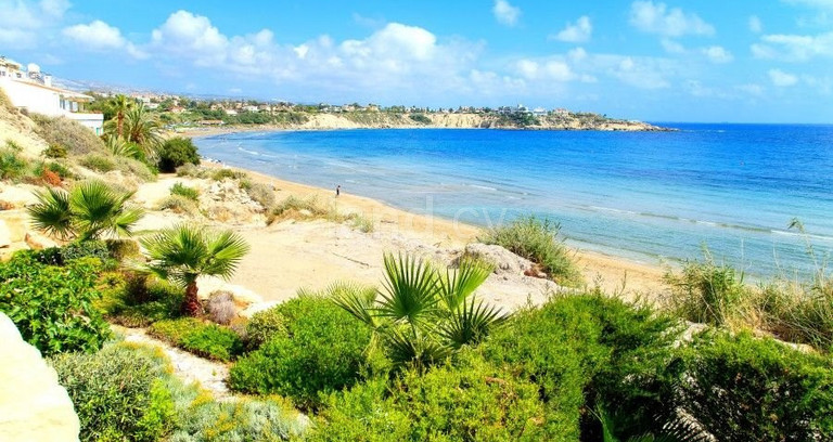 Parcelle touristique à vendre à Paphos