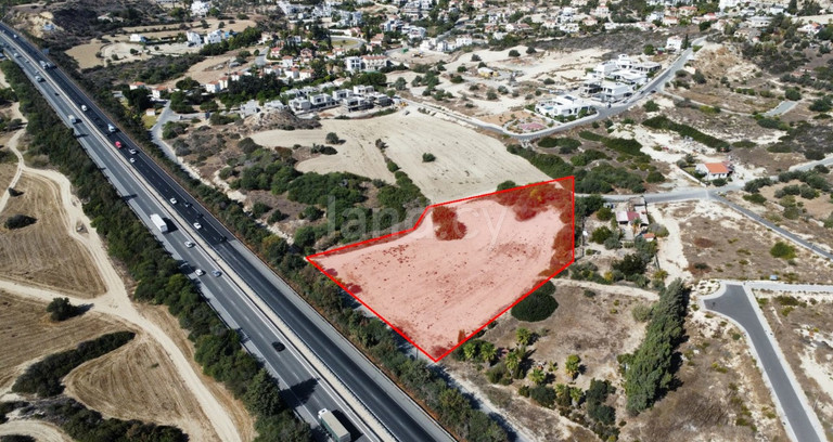 Parcela residencial a la venta en Limassol
