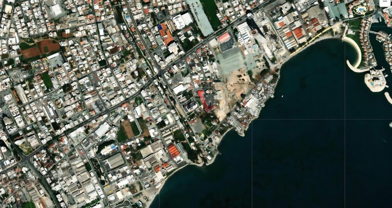 Parcelle commerciale à vendre à Limassol
