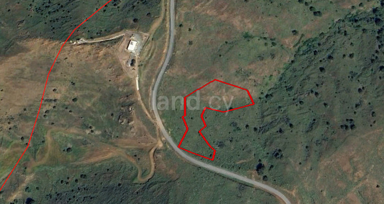 Campo a la venta en Nicosia