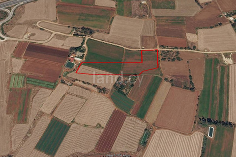 Plot for sale in Liopetri