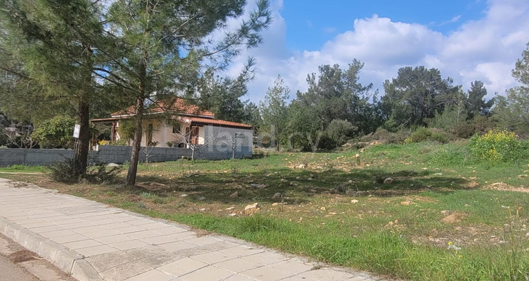 Działka mieszkaniowa na sprzedaż w Limassol