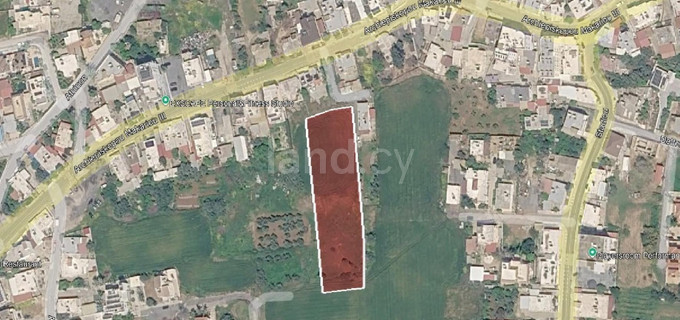 Campo residencial a la venta en Deryneia