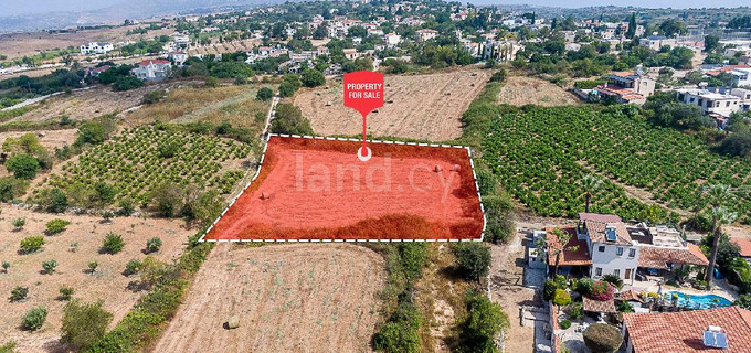 Pole mieszkaniowe na sprzedaż w Paphos