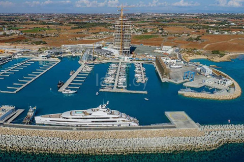 Grundstück in Ayia Napa zu verkaufen