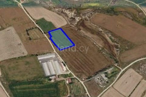 Plot for sale in Deryneia