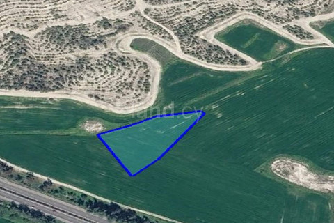 Plot for sale in Larnaca