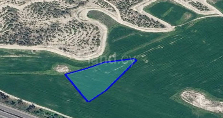 Plot for sale in Larnaca