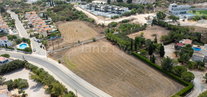 Parcela turística a la venta en Protaras