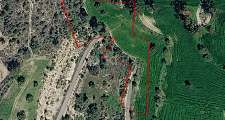 Plot for sale in Larnaca