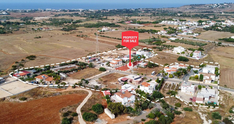 Wohngebiet in Ayia Napa zu verkaufen