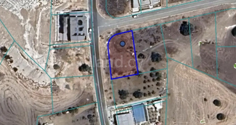 Wohnbaugrundstück in Nicosia zu verkaufen