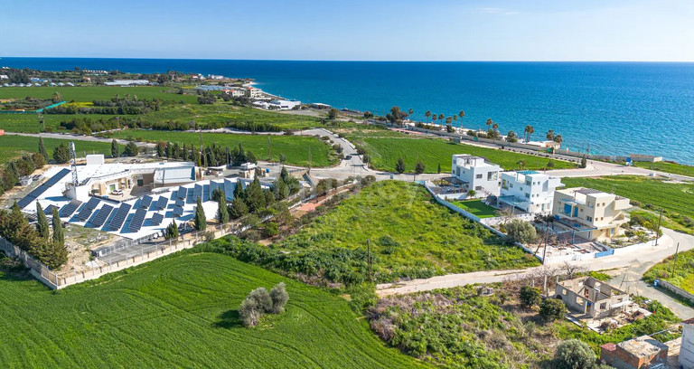 Parcela turística a la venta en Larnaca