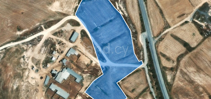 Pole rolne na sprzedaż w Larnaca
