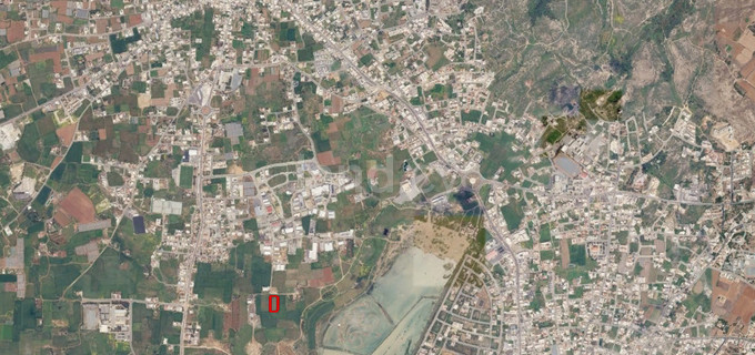 Campo industrial a la venta en Deryneia