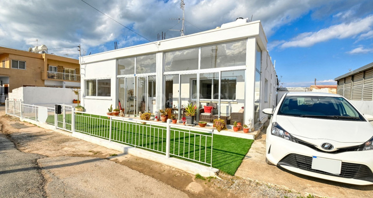 Bungalow for sale in Deryneia