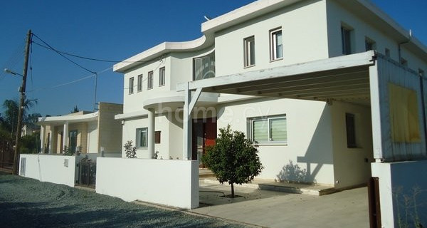 Villa à vendre à Larnaca