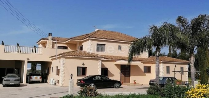 Villa a la venta en Liopetri