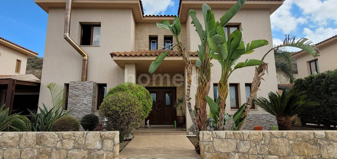 Villa in Larnaca zu verkaufen