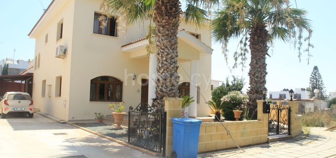 Villa a la venta en Paralimni