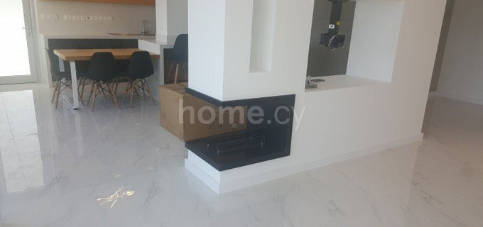 Apartamento en la planta superior a la venta en Limassol