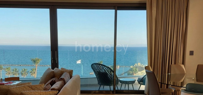 Apartamento en la planta superior a la venta en Limassol