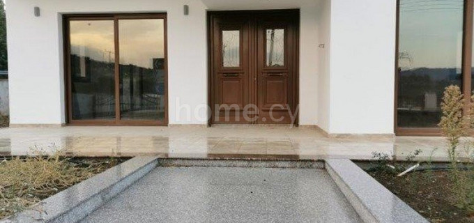 Villa to rent in Limassol