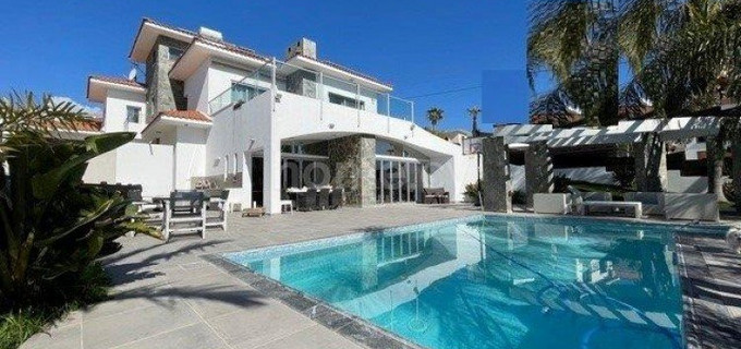 Villa for sale in Limassol