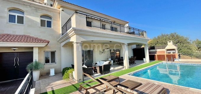 Villa to rent in Limassol