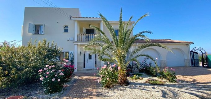 Villa for sale in Paphos