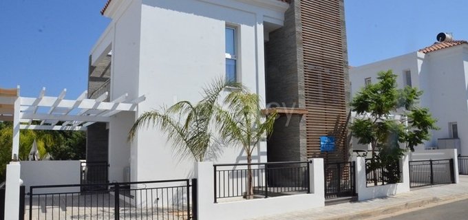 Villa a la venta en Pernera