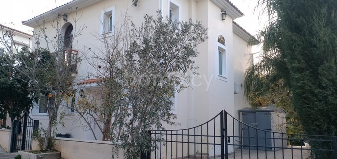 Villa to rent in Limassol