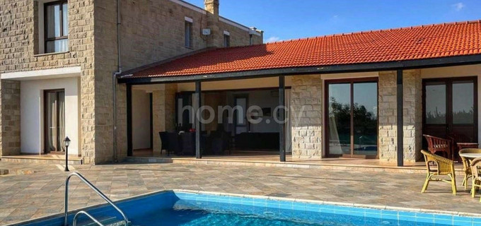 Villa in Larnaca zu verkaufen