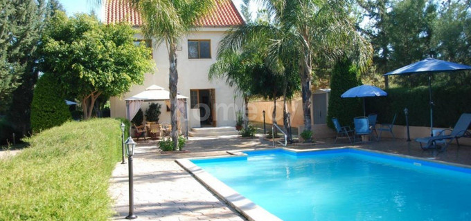 Villa to rent in Limassol