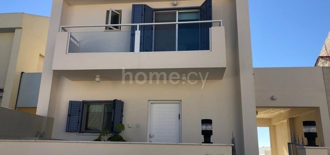 Link-detached house to rent in Larnaca