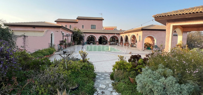 Villa for sale in Nicosia