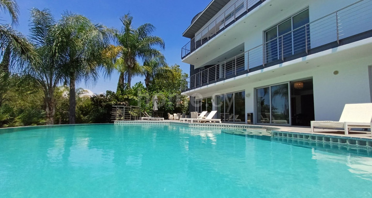 Villa till salu i Limassol