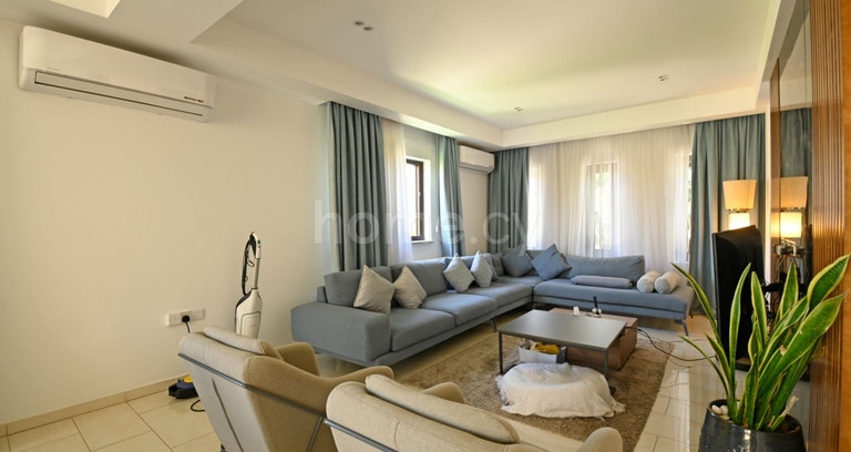 Bungalow for sale in Deryneia