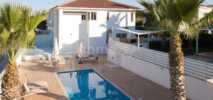Villa for sale in Protaras