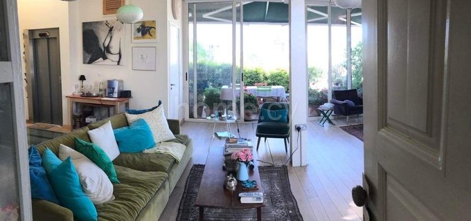 Apartamento en la planta superior para alquilar en Nicosia