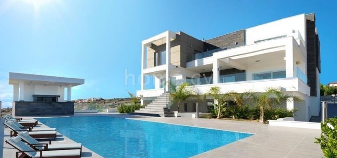 Villa à vendre à Limassol