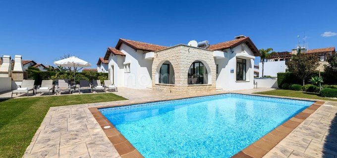 Villa in Ayia Thekla zu verkaufen