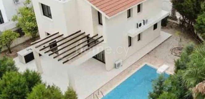 Villa for sale in Larnaca