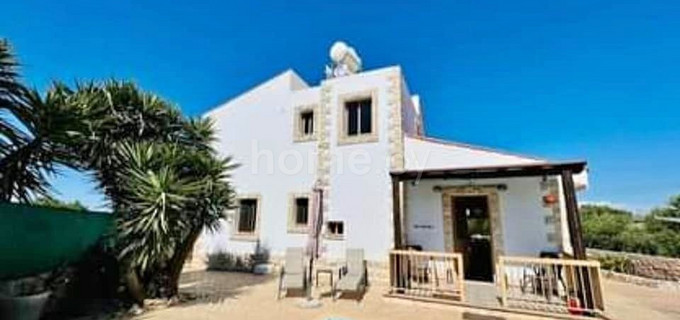 Villa to rent in Paphos